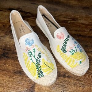 Embroidered Canvas Slip on Loafer Shoes Coldwater Creek Walk With Me Womens 8.5W